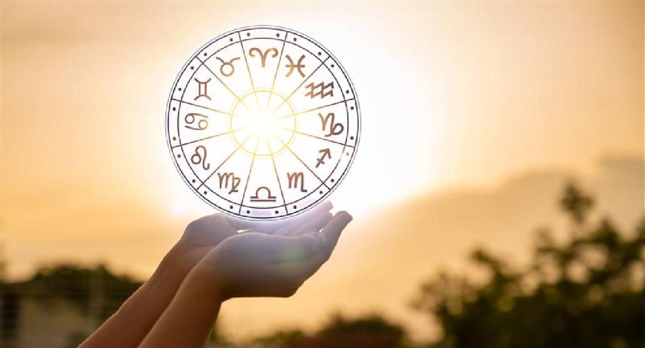 The Rising Sign, aka The Ascendant (astrology)